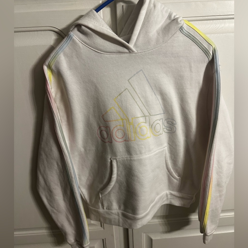 Adidas sweatshirt youth medium  (10/12)